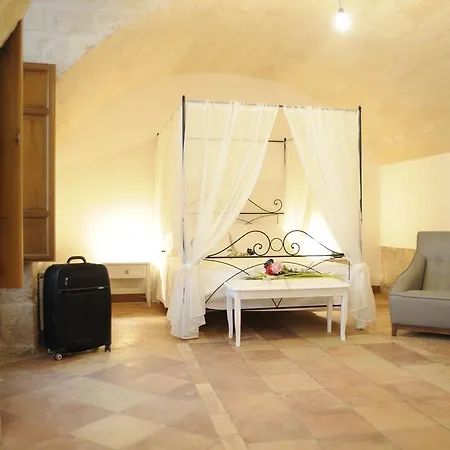 Il Nido Dei Falchi Bed & Breakfast 4*