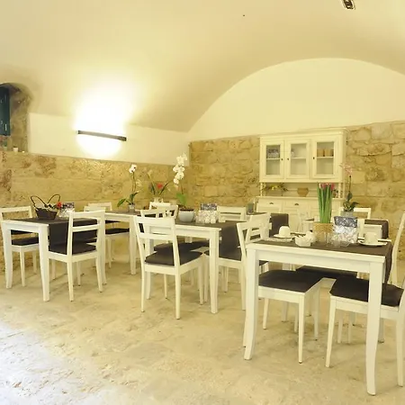 Il Nido Dei Falchi B&B 알타무라