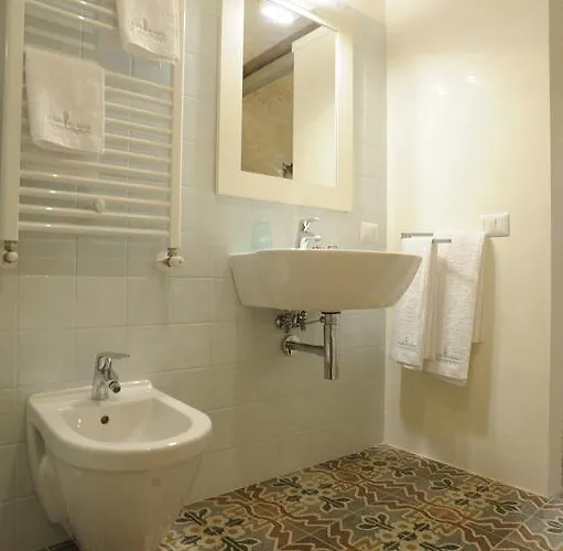 Il Nido Dei Falchi אלטאמורה